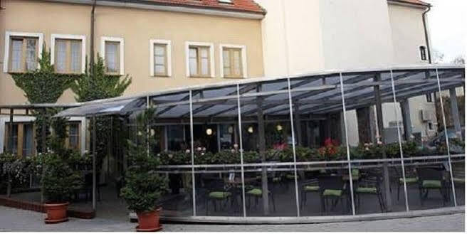 Hotel Dream Nagyszombat Kültér fotó